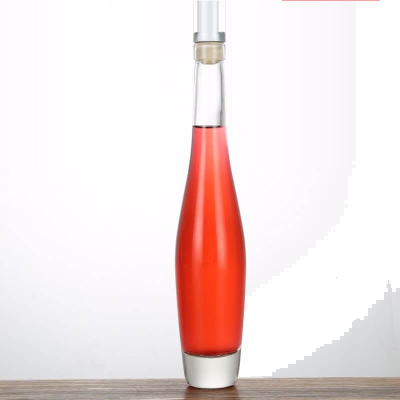 Hohe schlanke Bowling-Eisweinflasche, 375 ml, mit roséfarbenem Wein