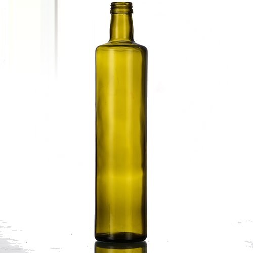 Leere antikgrüne Dorica-Olivenölflasche, 750 ml, 31,0 cm hoch, vor neutralem Hintergrund